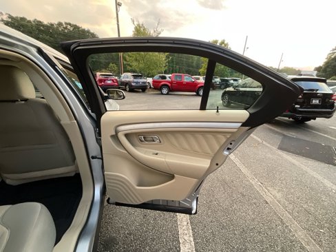 Used 2013 Ford Taurus SEL image 42