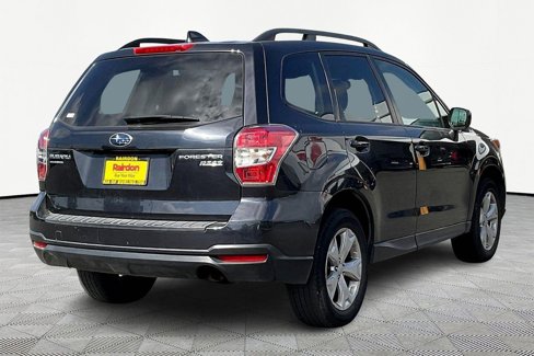 Used 2016 Subaru Forester 2.5i Premium image 5