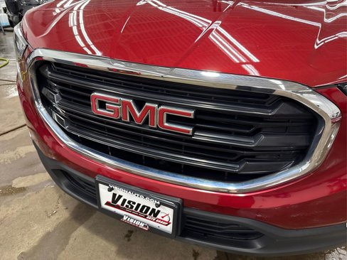 Used 2018 GMC Terrain SLE w/ Driver Convenience Package image 17