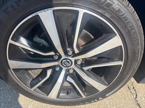 Used 2022 Nissan Maxima SV w/ Floor Mat Group image 14