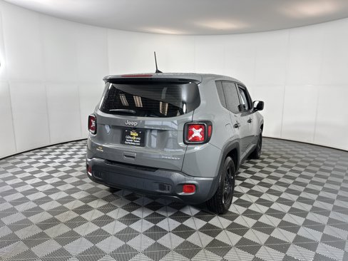 Used 2021 Jeep Renegade Sport image 10