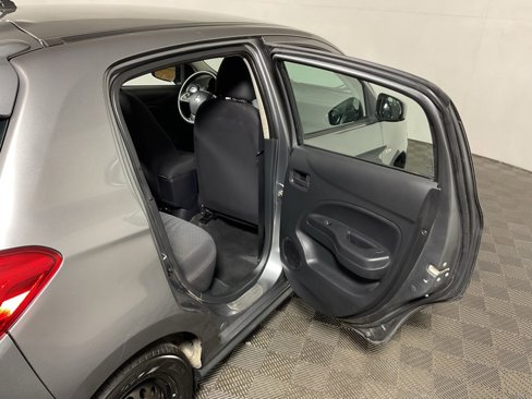 Used 2018 Mitsubishi Mirage ES image 29