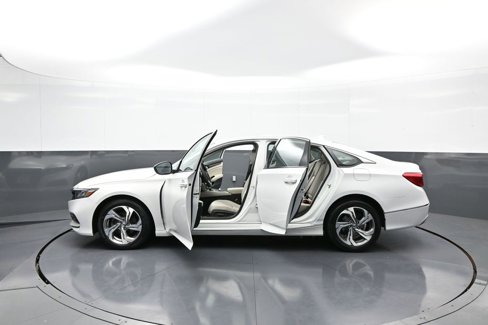 Certified 2019 Honda Accord EX image 43