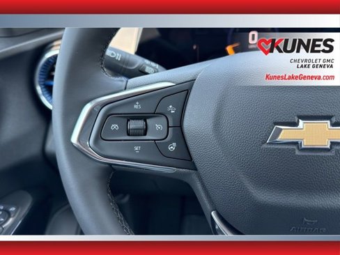 New 2025 Chevrolet Trax LT w/ Driver Confidence Package image 41