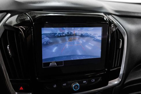 Used 2020 Chevrolet Traverse LT image 23