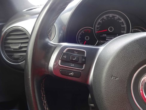 Used 2017 Volkswagen Beetle 1.8T Classic image 19