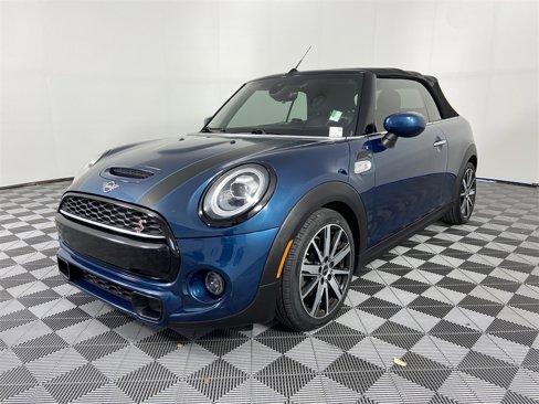 Used 2021 MINI Cooper S w/ Sidewalk Package image 5