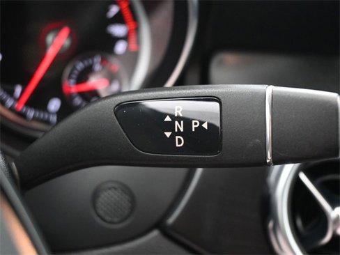 Used 2019 Mercedes-Benz GLA 250 image 2