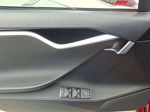 Used 2014 Tesla Model S 60 image 16