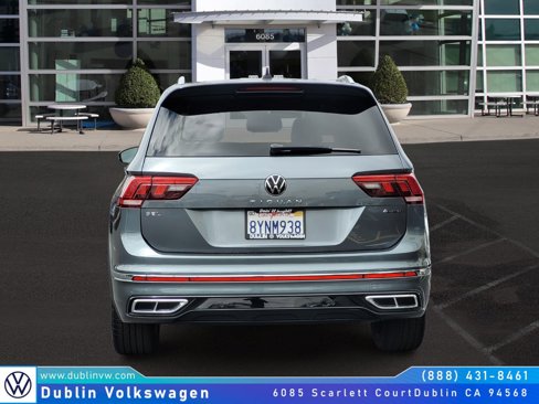 Certified 2022 Volkswagen Tiguan SEL R-Line image 5