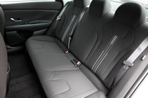 Used 2024 Hyundai Elantra SEL image 19