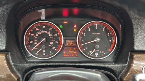 Used 2009 BMW 328i Convertible image 40