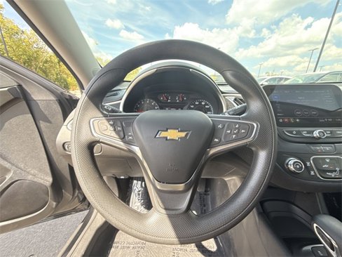 Used 2024 Chevrolet Malibu LS image 14