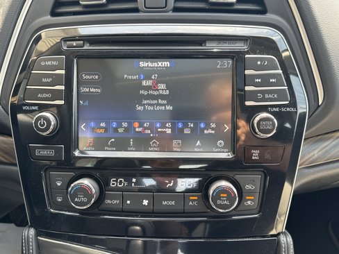 Used 2018 Nissan Maxima Platinum image 15