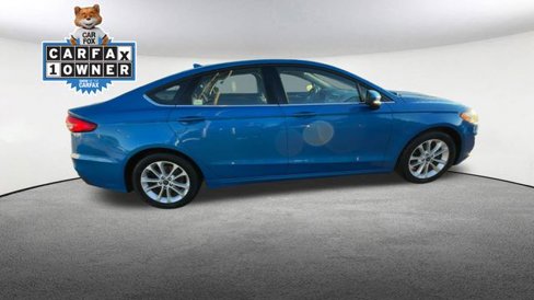Used 2020 Ford Fusion SE image 10
