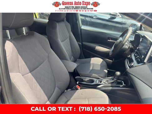 Used 2020 Toyota Corolla LE image 9