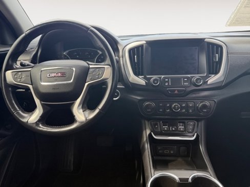 Used 2019 GMC Terrain SLE w/ Driver Convenience Package image 2