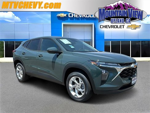 New 2025 Chevrolet Trax LS w/ LS Convenience Package image 1