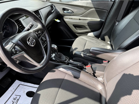 Used 2022 Buick Encore Preferred w/ Safety Package image 10