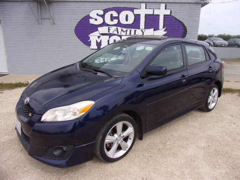 Used 2010 Toyota Matrix S image 1
