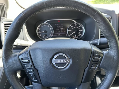 Used 2022 Nissan Frontier SV image 18