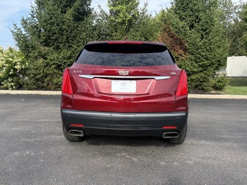 Used 2018 Cadillac XT5 Luxury w/ Driver Awareness Package image 8