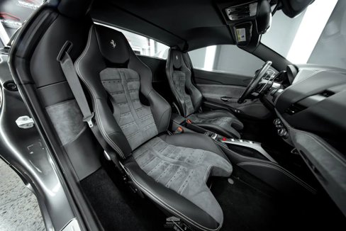 Used 2018 Ferrari 488 Spider image 28