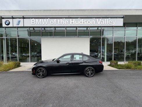 Used 2023 BMW 330i xDrive Sedan w/ M Sport Package image 1
