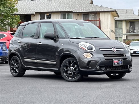 Used 2015 FIAT 500L Trekking image 1