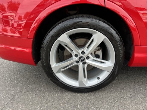 Used 2019 Audi Q7 3.0T Prestige image 10