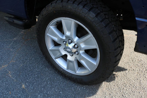 Used 2010 Ford F150 Lariat image 18