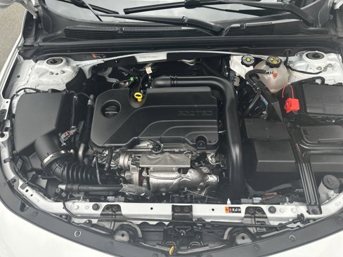 Used 2023 Chevrolet Malibu LT image 35