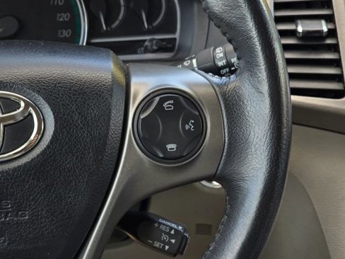 Used 2013 Toyota Venza image 24