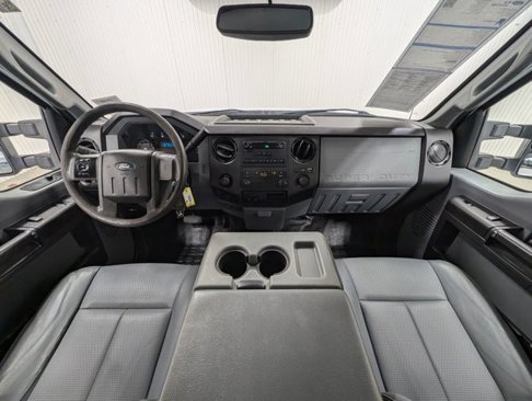 Certified 2016 Ford F250 XL w/ Power Equipment Group image 2