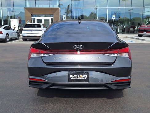 Used 2021 Hyundai Elantra SEL w/ Convenience Package image 4