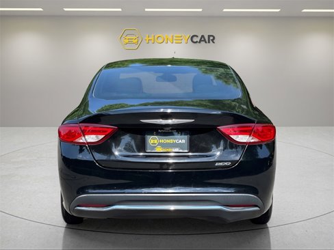Used 2016 Chrysler 200 Limited image 34