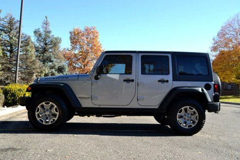 Used 2015 Jeep Wrangler Unlimited Rubicon w/ Dual Top Group image 9