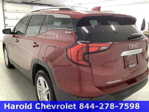 Used 2018 GMC Terrain SLE w/ Driver Convenience Package image 4