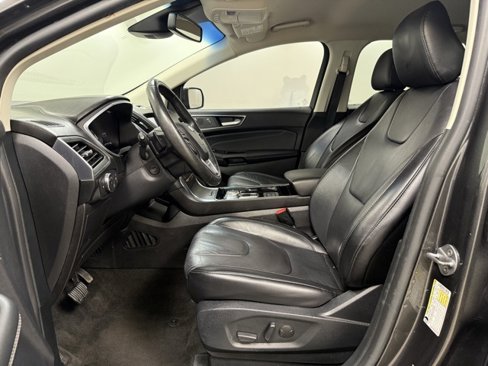 Used 2020 Ford Edge Titanium image 13