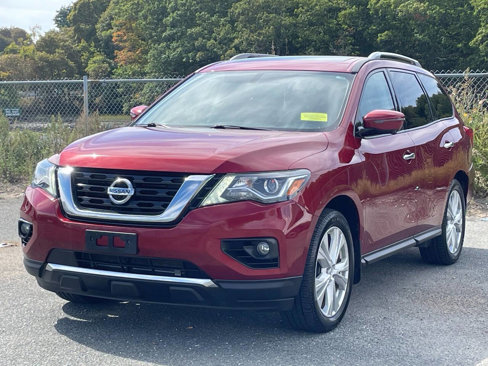 Used 2019 Nissan Pathfinder SL w/ SL Premium Package image 3