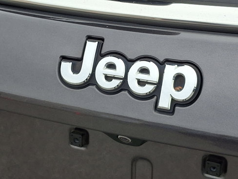 Used 2018 Jeep Compass Limited w/ Navigation Group image 31