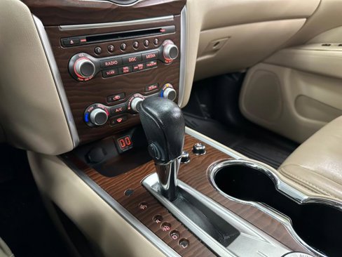 Used 2018 Nissan Pathfinder Platinum image 52