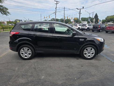 Used 2016 Ford Escape S image 2