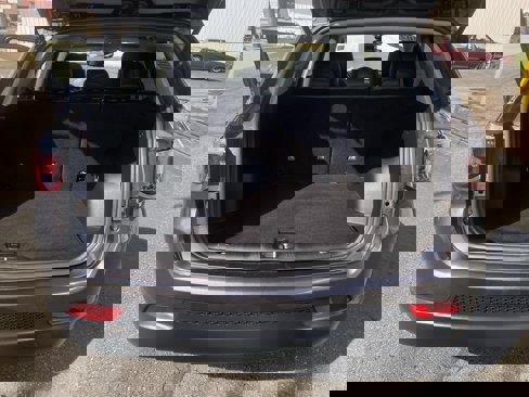 Used 2022 Jeep Compass Latitude image 17