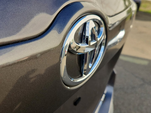 Used 2015 Toyota Highlander XLE image 32