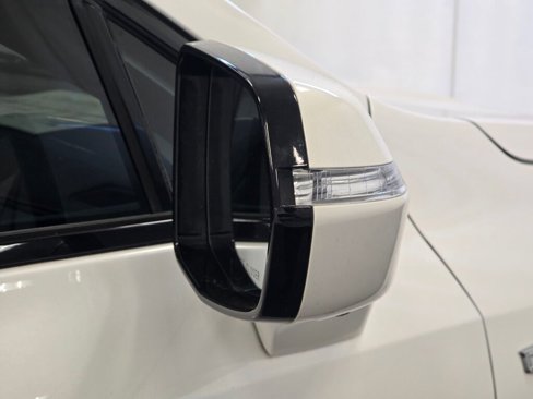 Used 2023 Cadillac XT4 Sport image 30