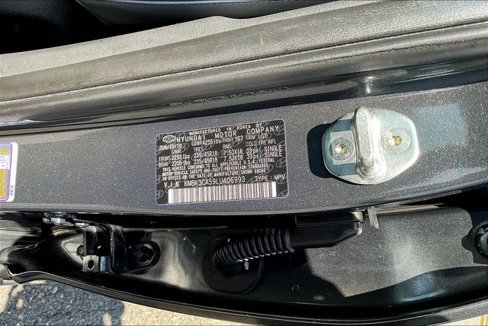 Used 2020 Hyundai Kona Limited image 14