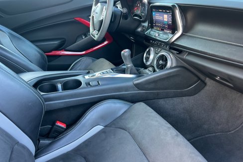 Used 2020 Chevrolet Camaro SS image 19