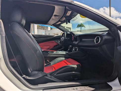 Used 2019 Chevrolet Camaro LT image 16