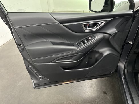 Used 2021 Subaru Forester Limited w/ Popular Package #3 image 18